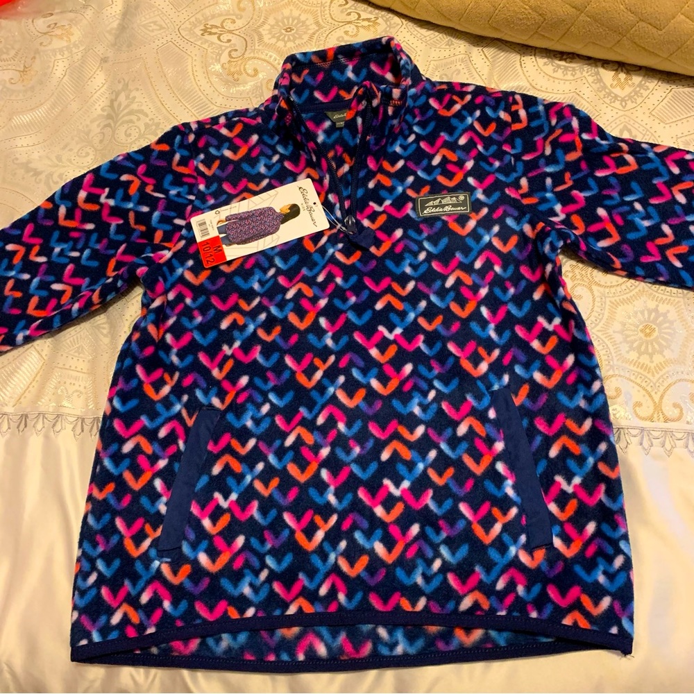 Eddie Bauer. NWT. KIDS. Girls light pullover top. Southwestern‎ design.